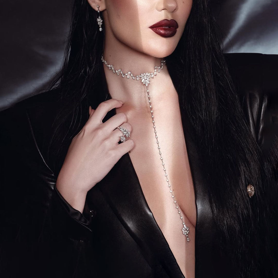 Long-tassel zirconia chest chain