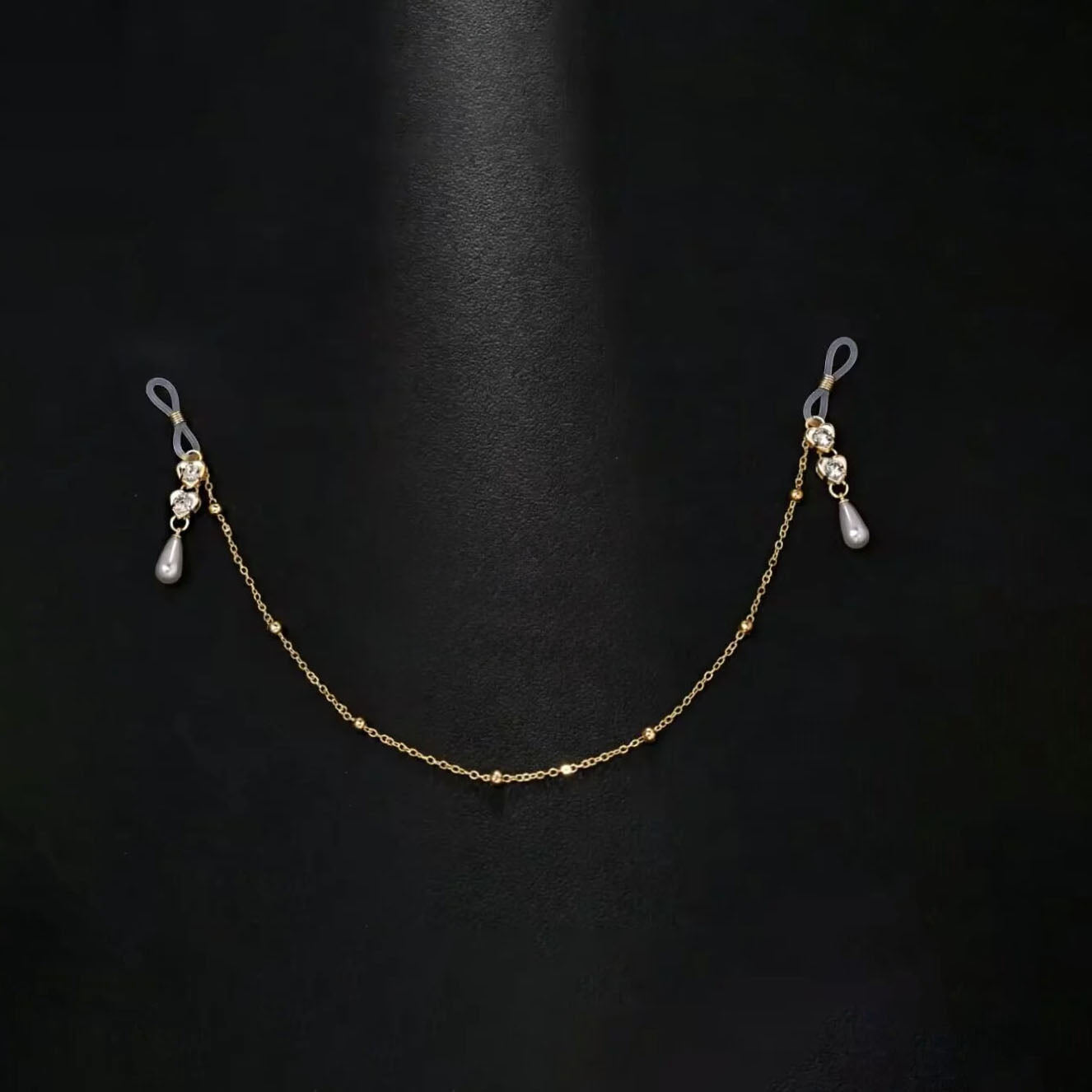 Pearl pendant nipple chain