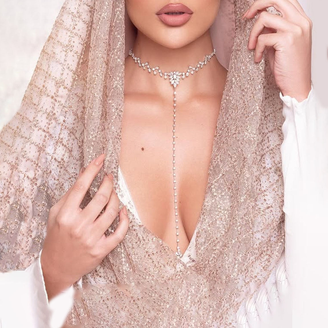 Long-tassel zirconia chest chain