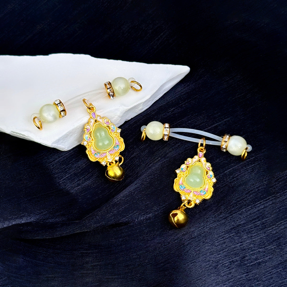 Emerald Royal Nipple Clips