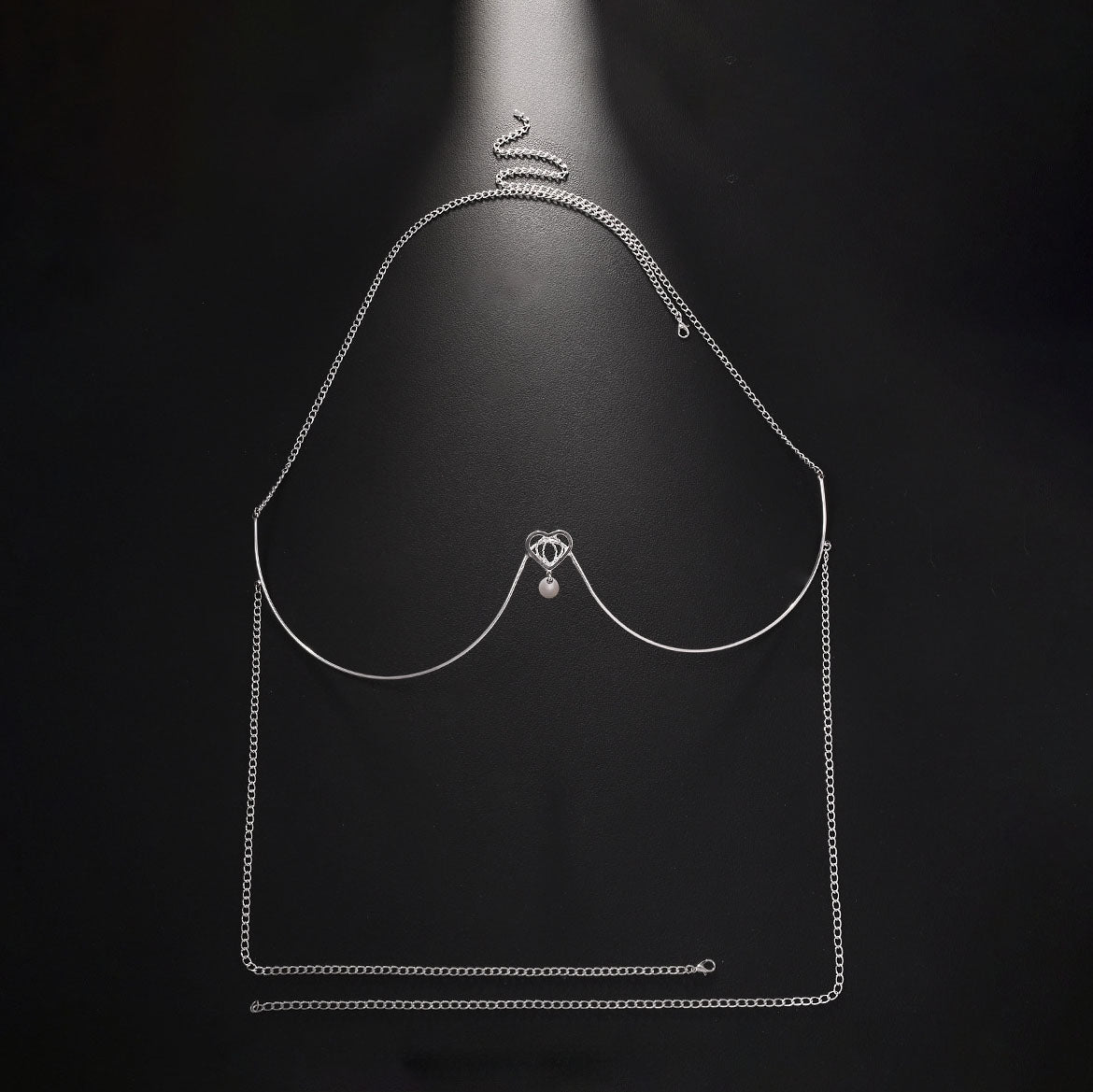 Heart-shaped pearl pendant chest piece