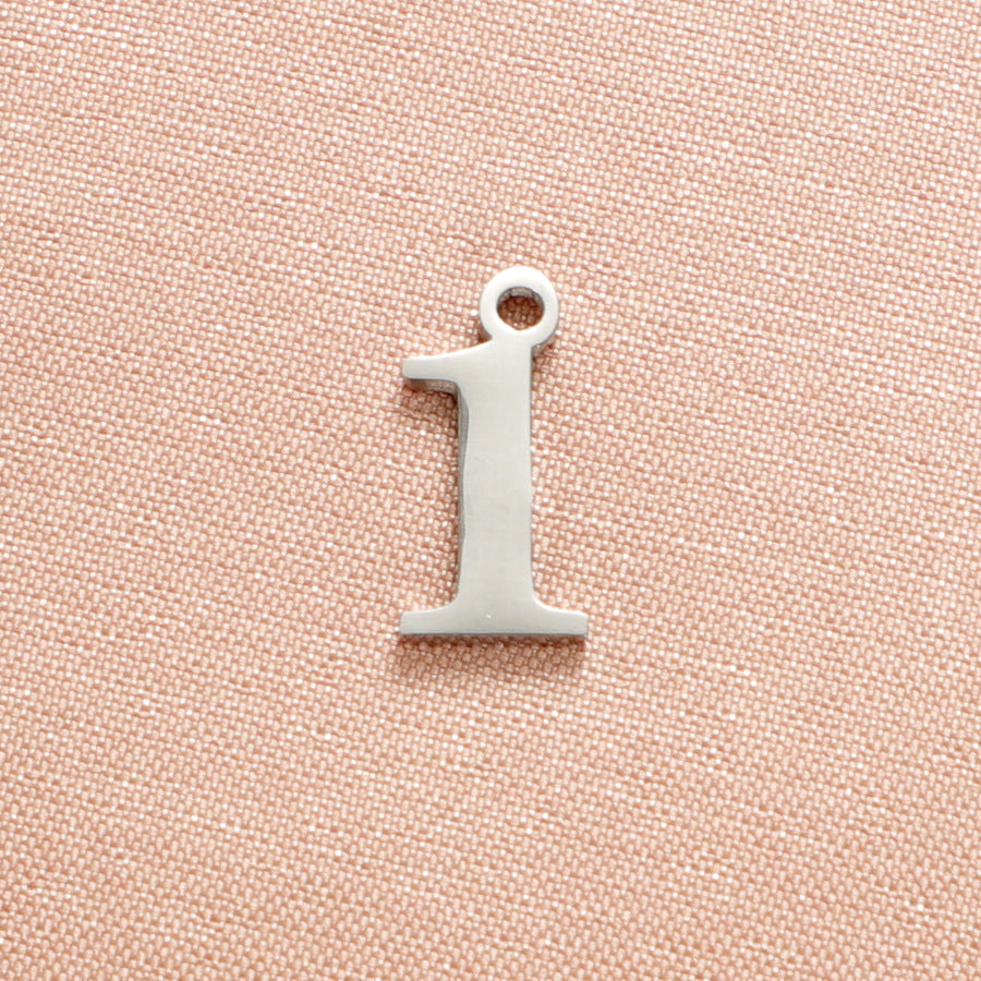 Adjustable nipple decoration - customizable with numbers 0-9