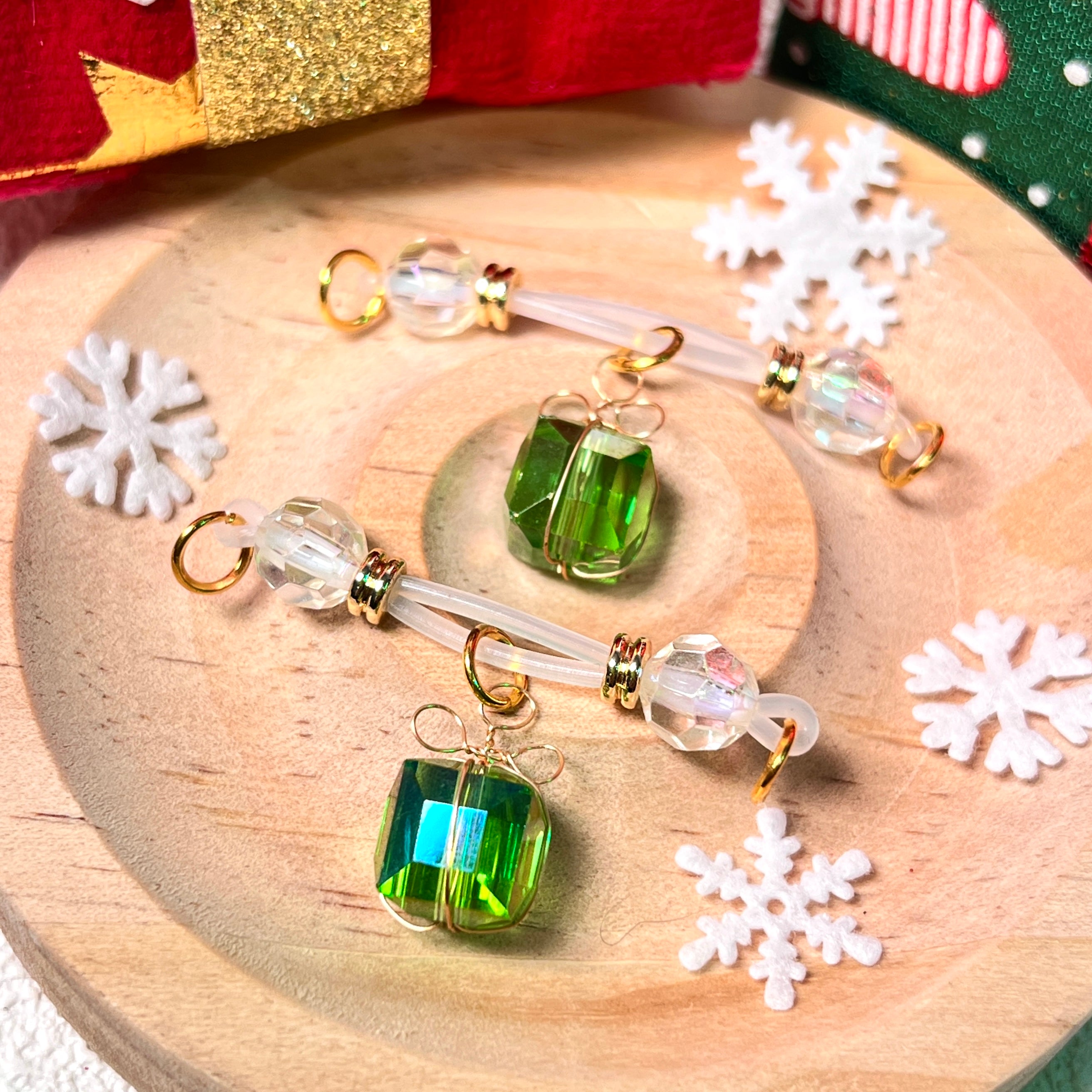 Green Gem Frost Clips