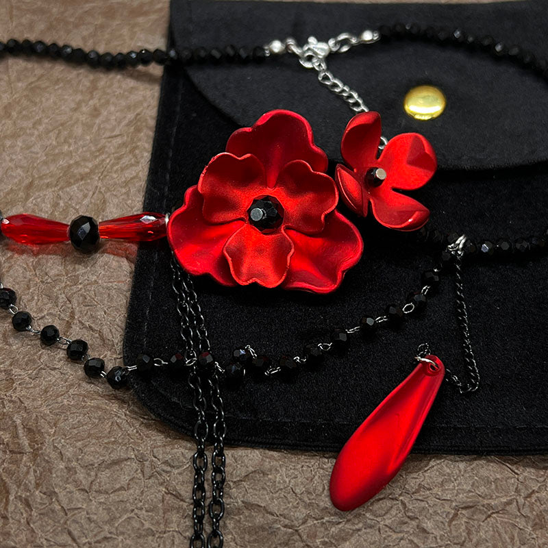 Scarlet Bloom Set 💋