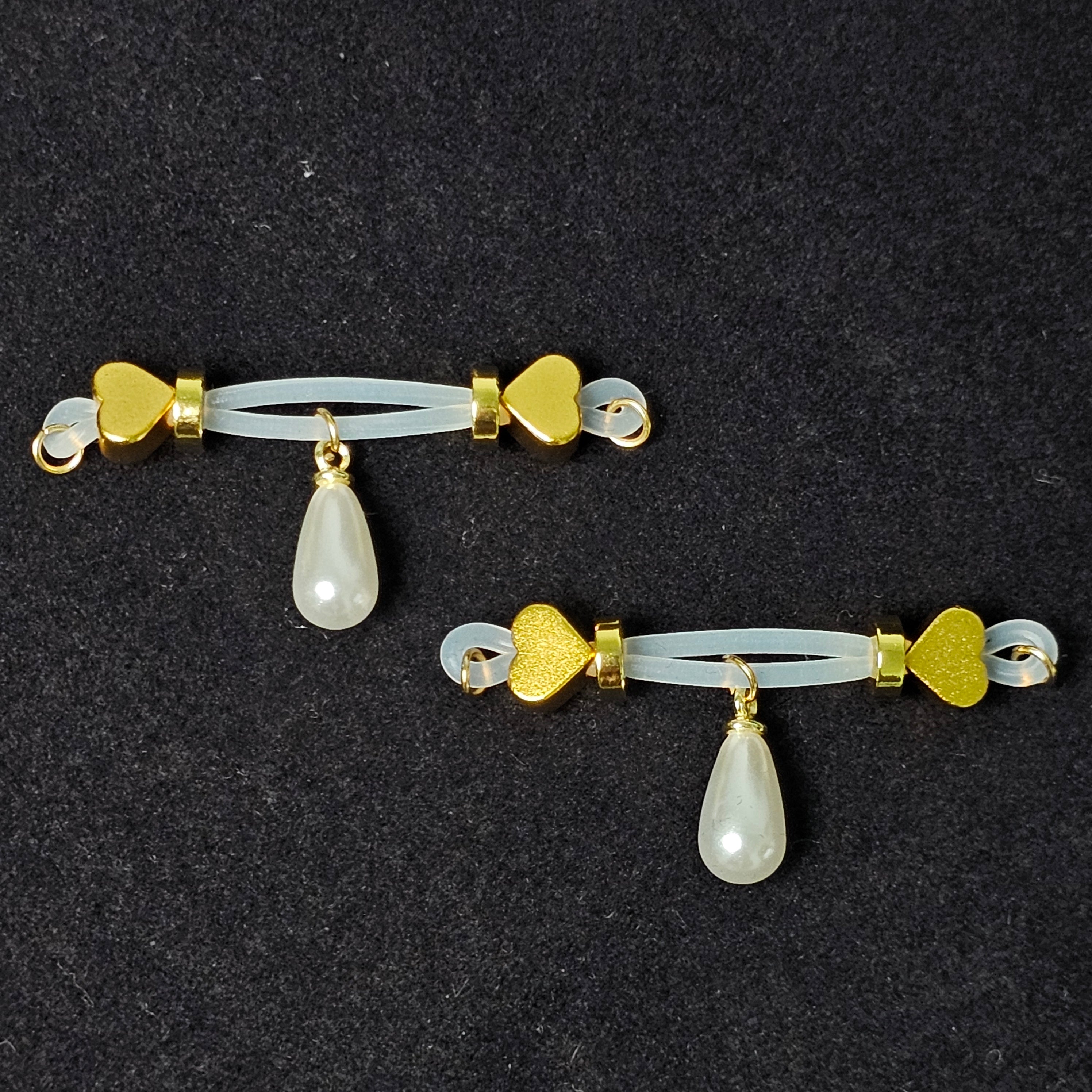 Pearl Kiss Clips