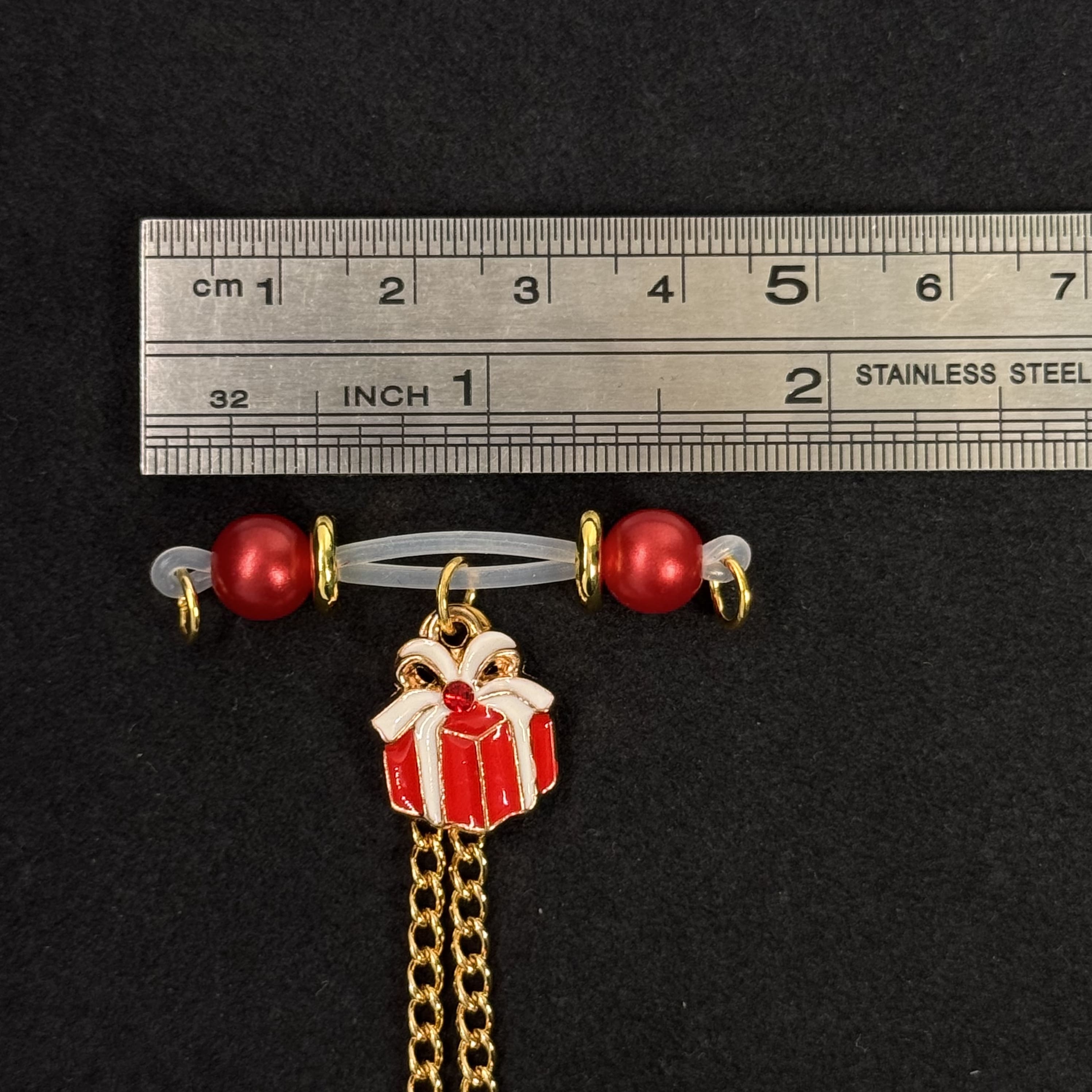 Gilded Gift Box Red Pearl Charm