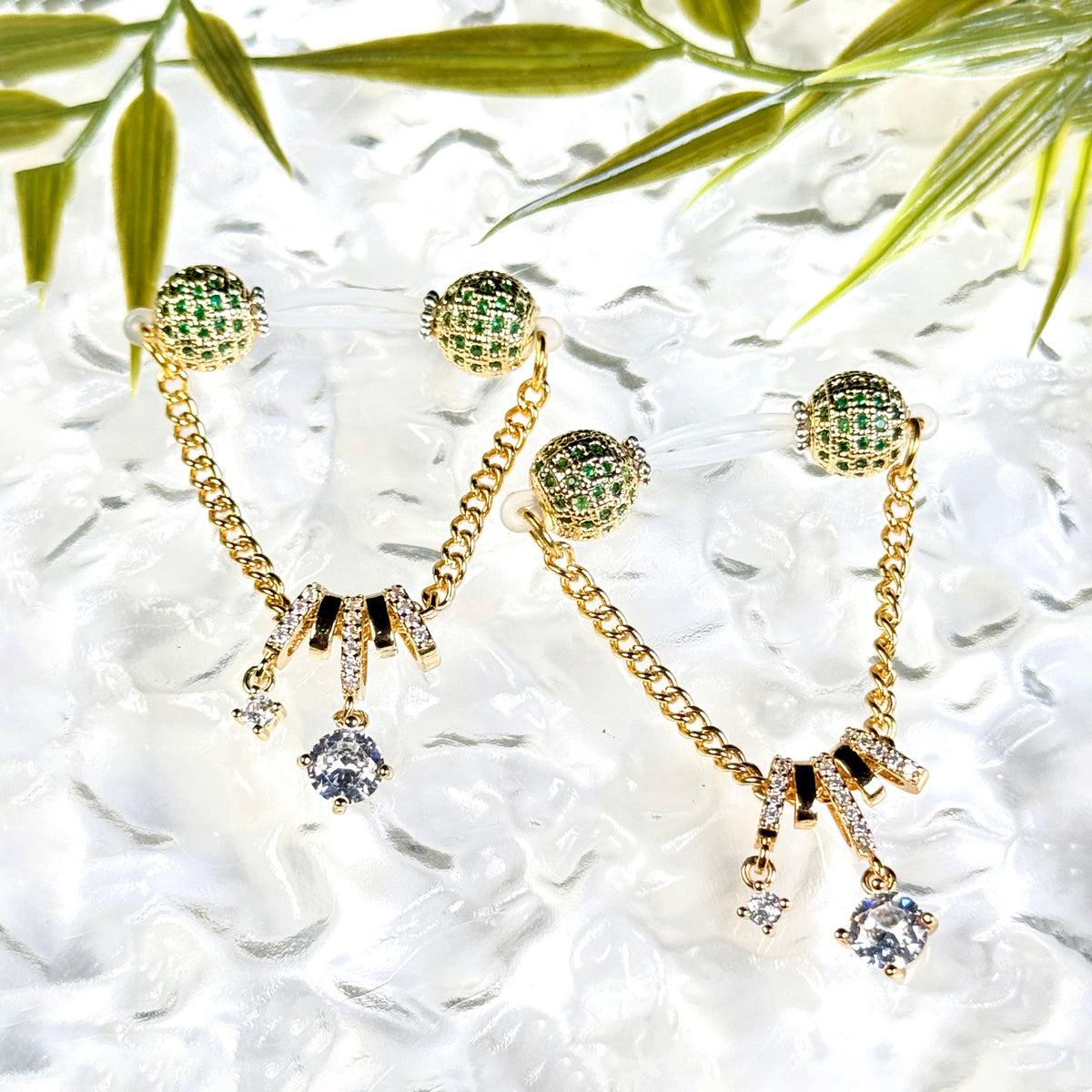 Emerald Crystal Chain Nipple Clamp