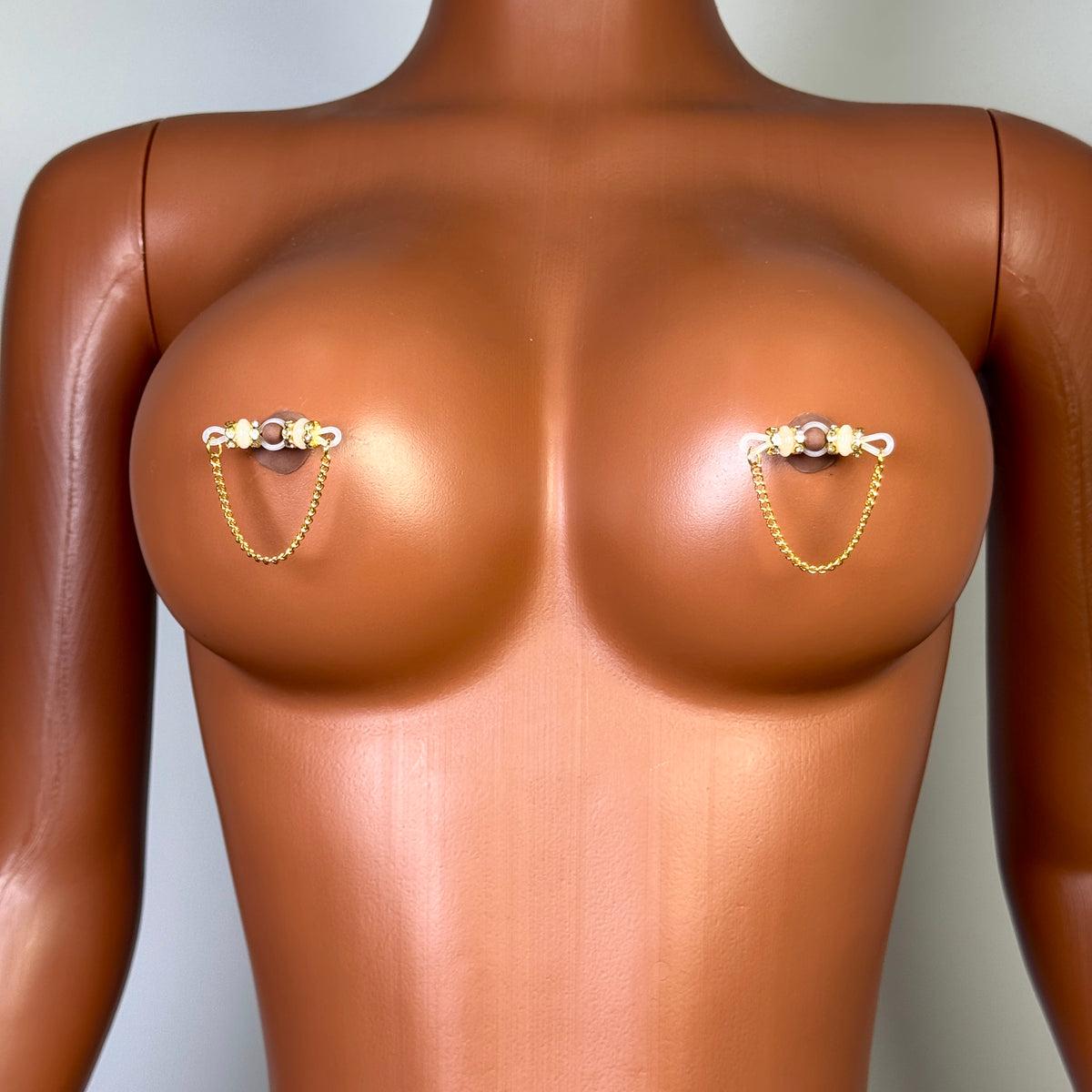 Golden Drape Chain Nipple Clamp