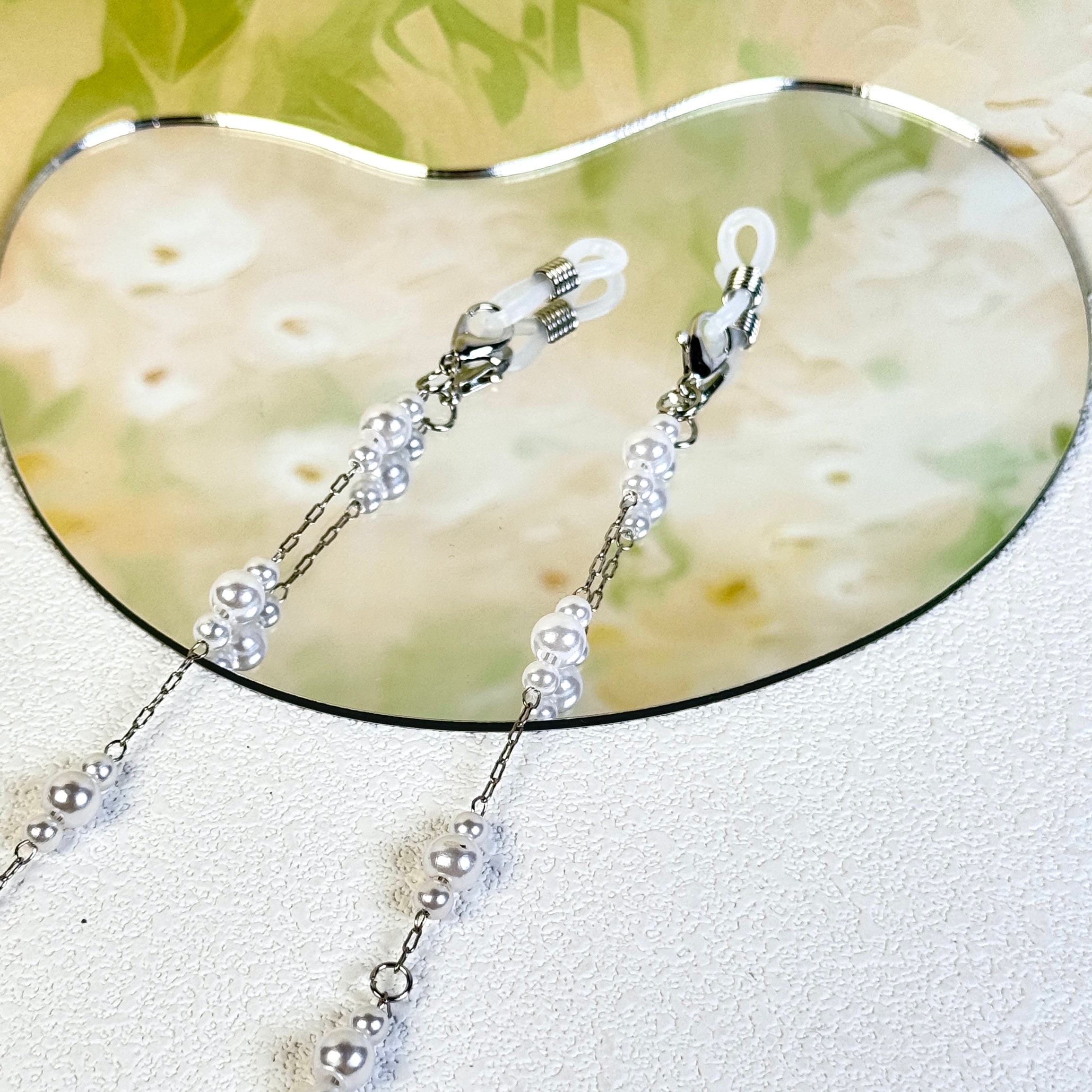 Great-Grandma's Pearl Chain