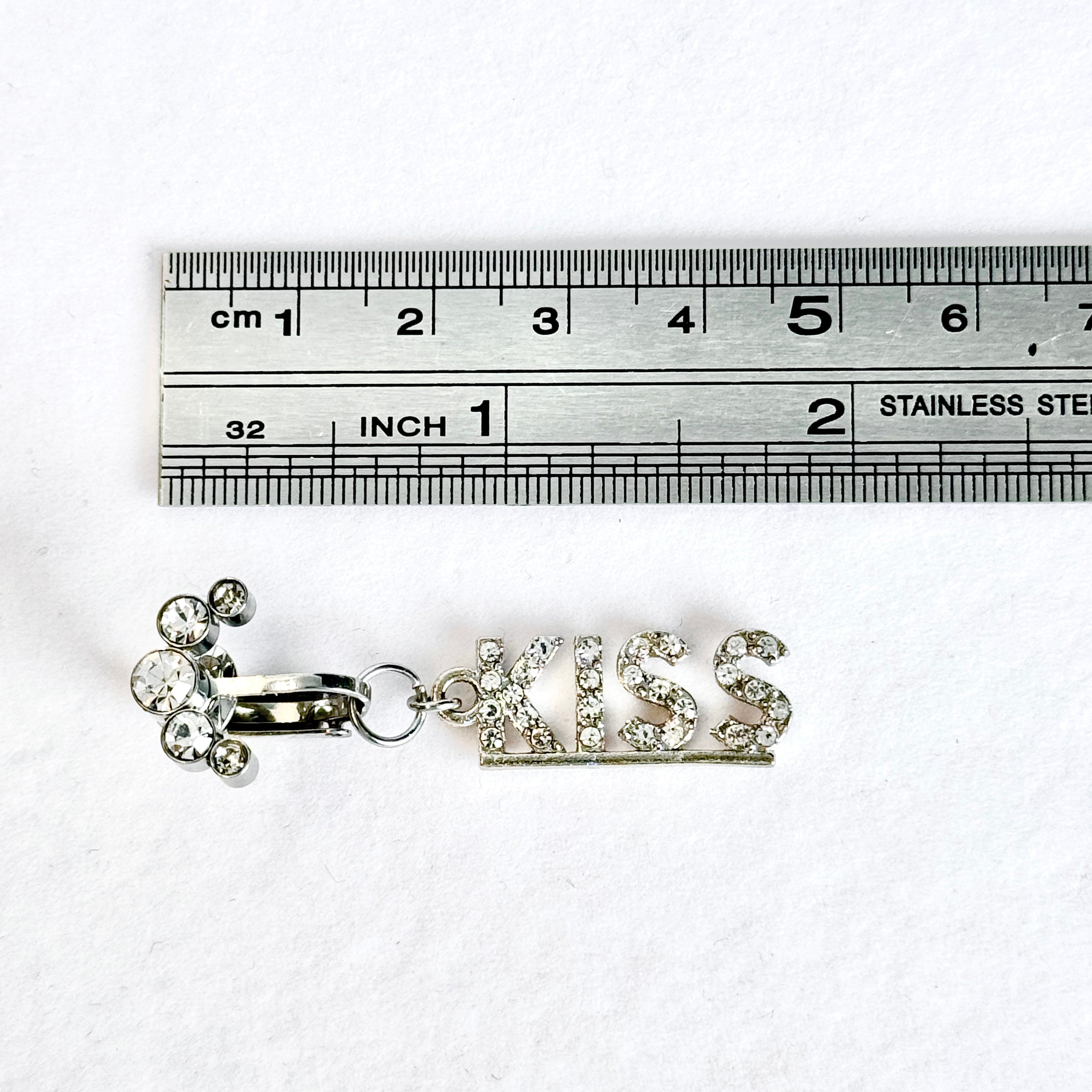 Luna Kiss Crystal Navel Clip™