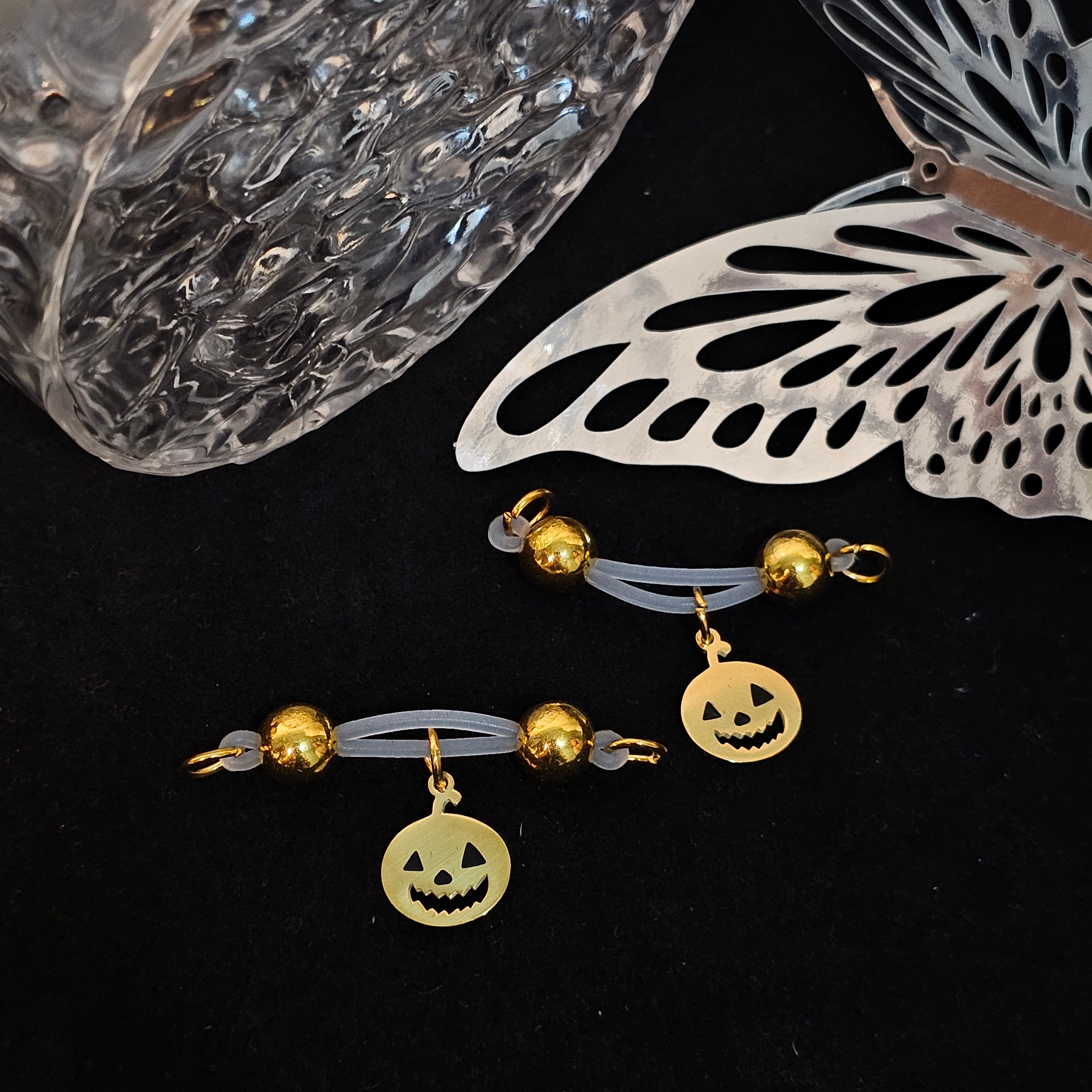 Spooky Charm: Ghost