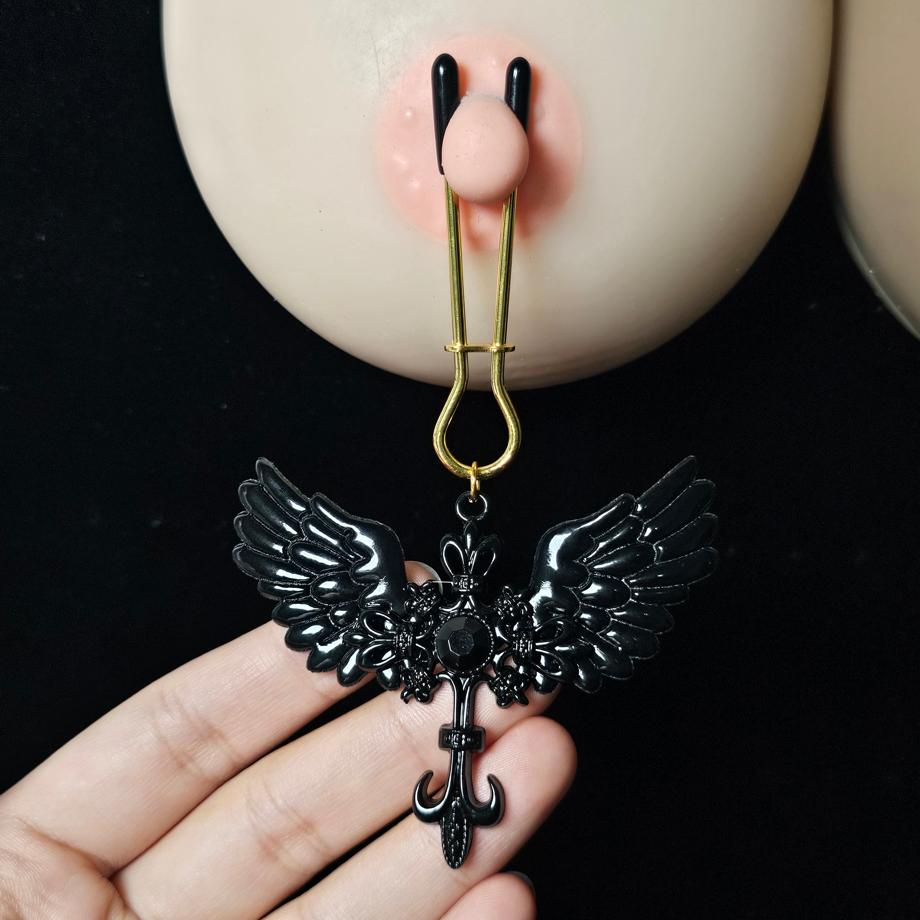 Ebon Wing Clamps
