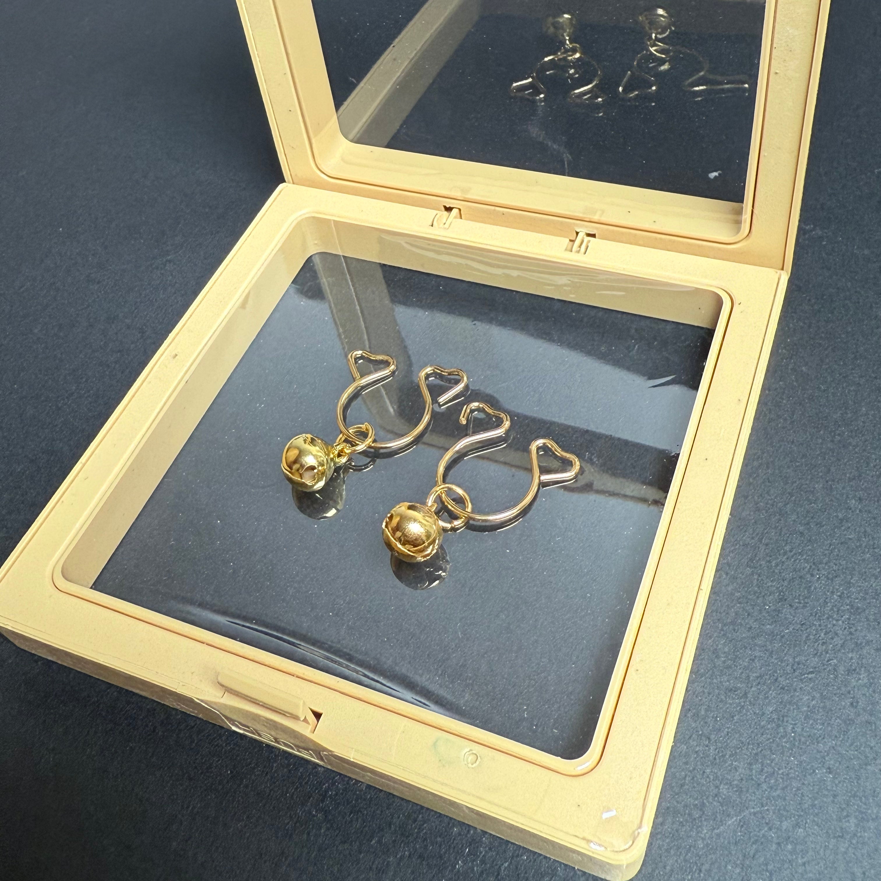 No need to pierce the sand gold bell