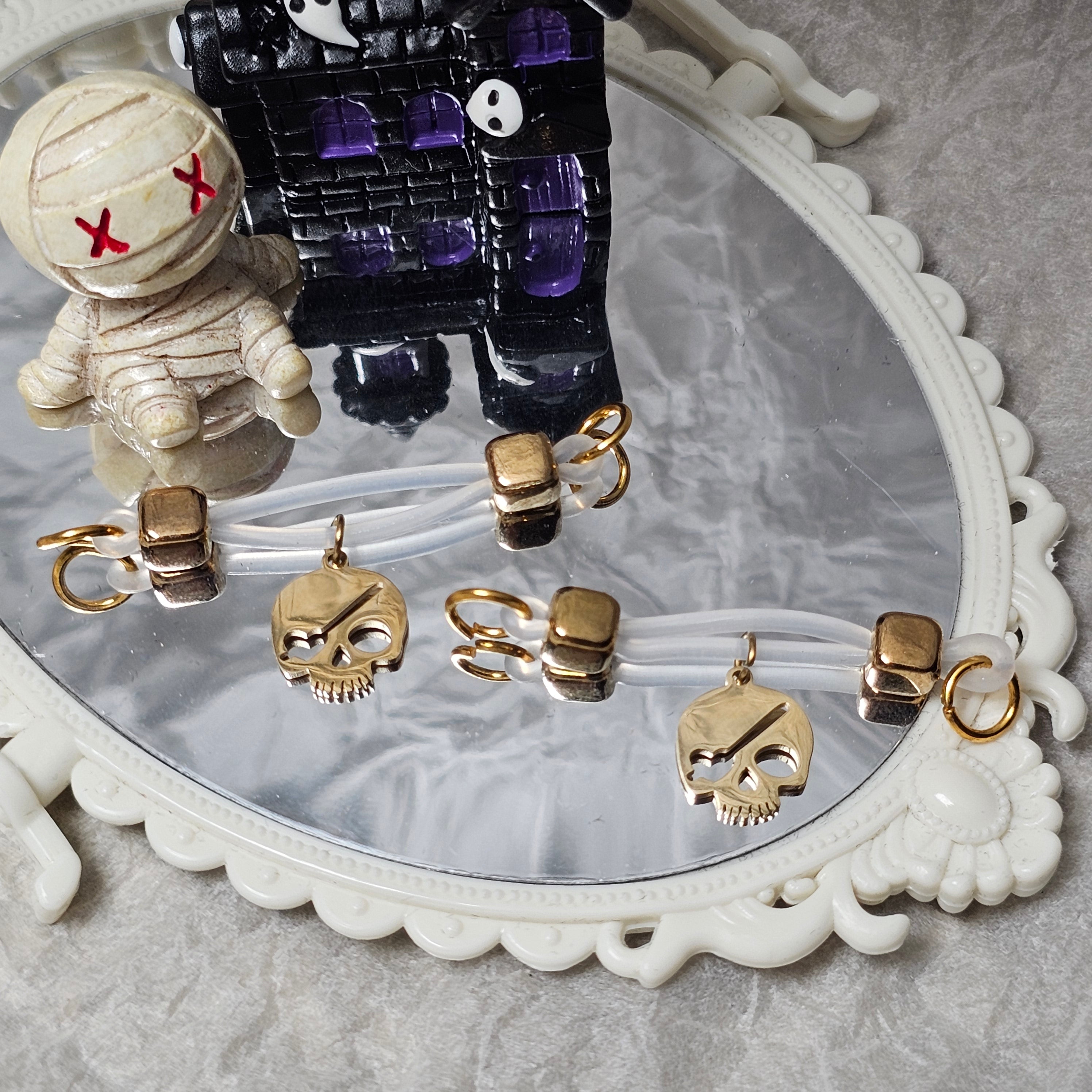 Skull Bar Charm
