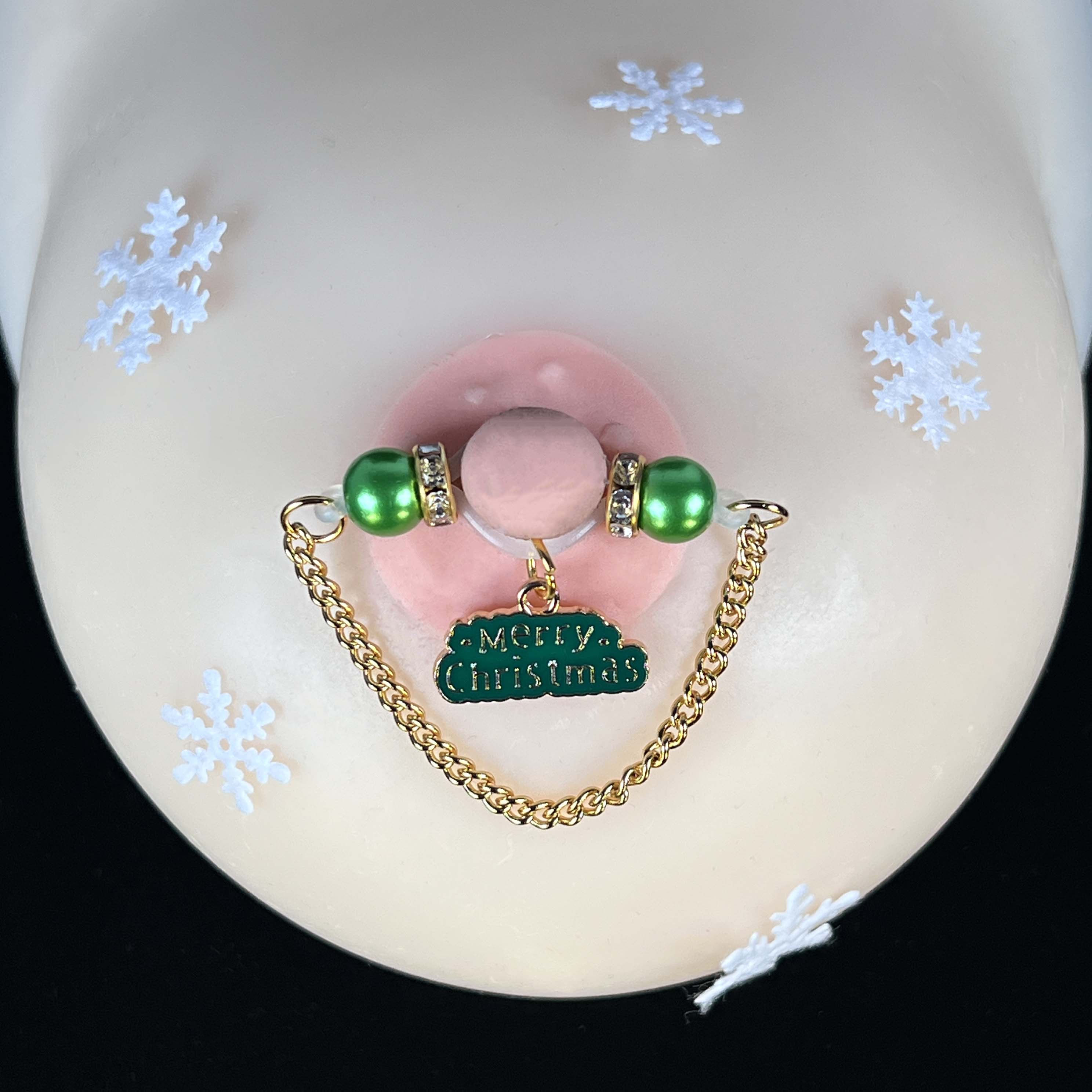 Snowy Evergreen Clips