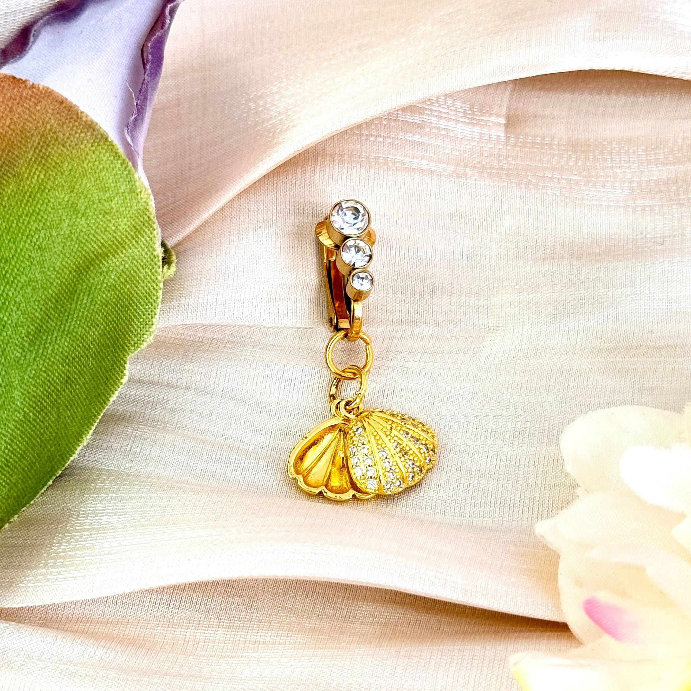 Golden Seashell Faux Belly Button Ring