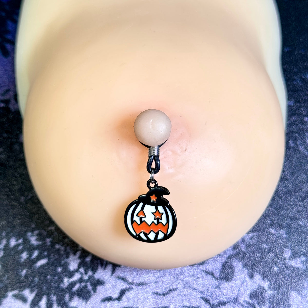 Spooky Pumpkin No-Piercing Nipple Clamp
