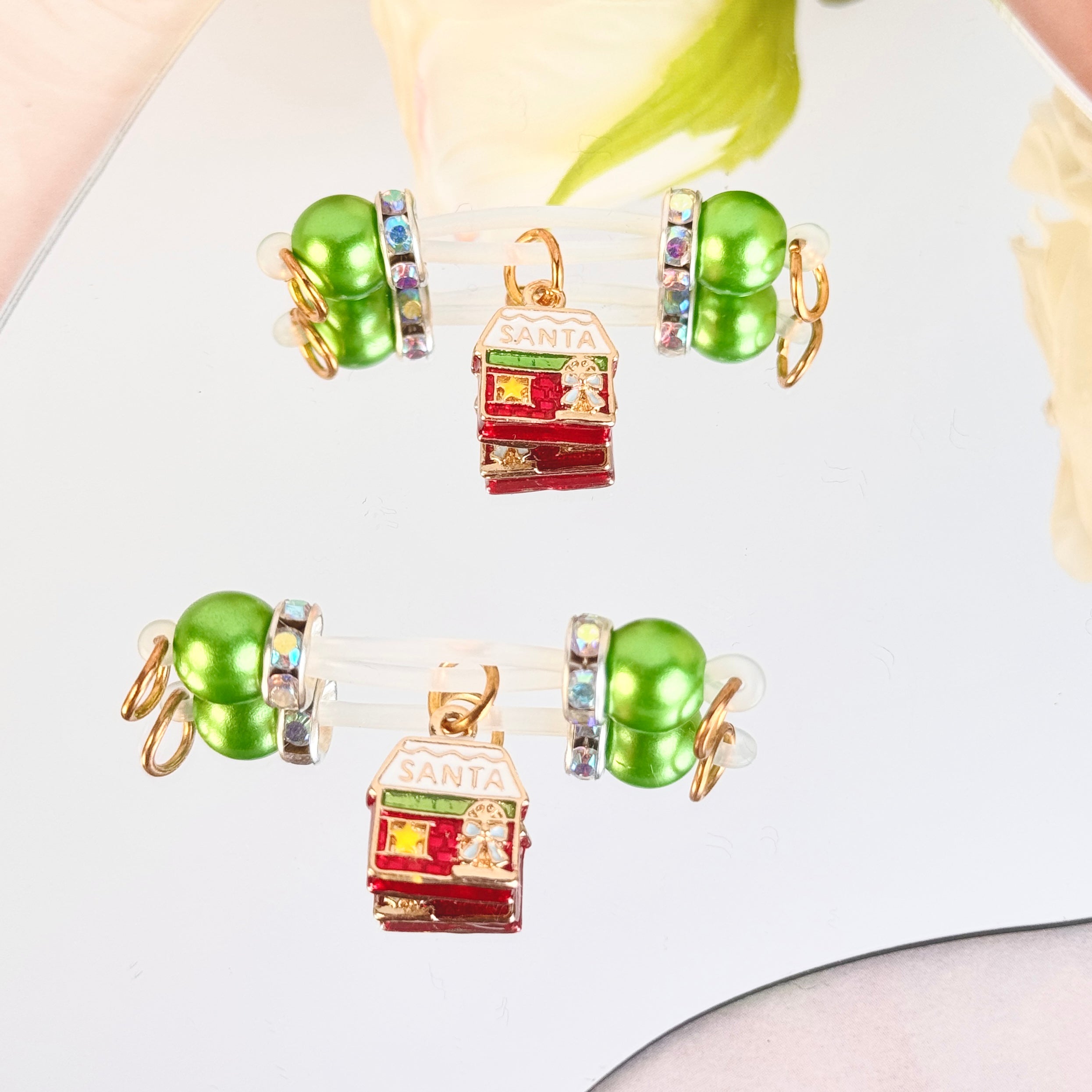 Christmas jewelry clip