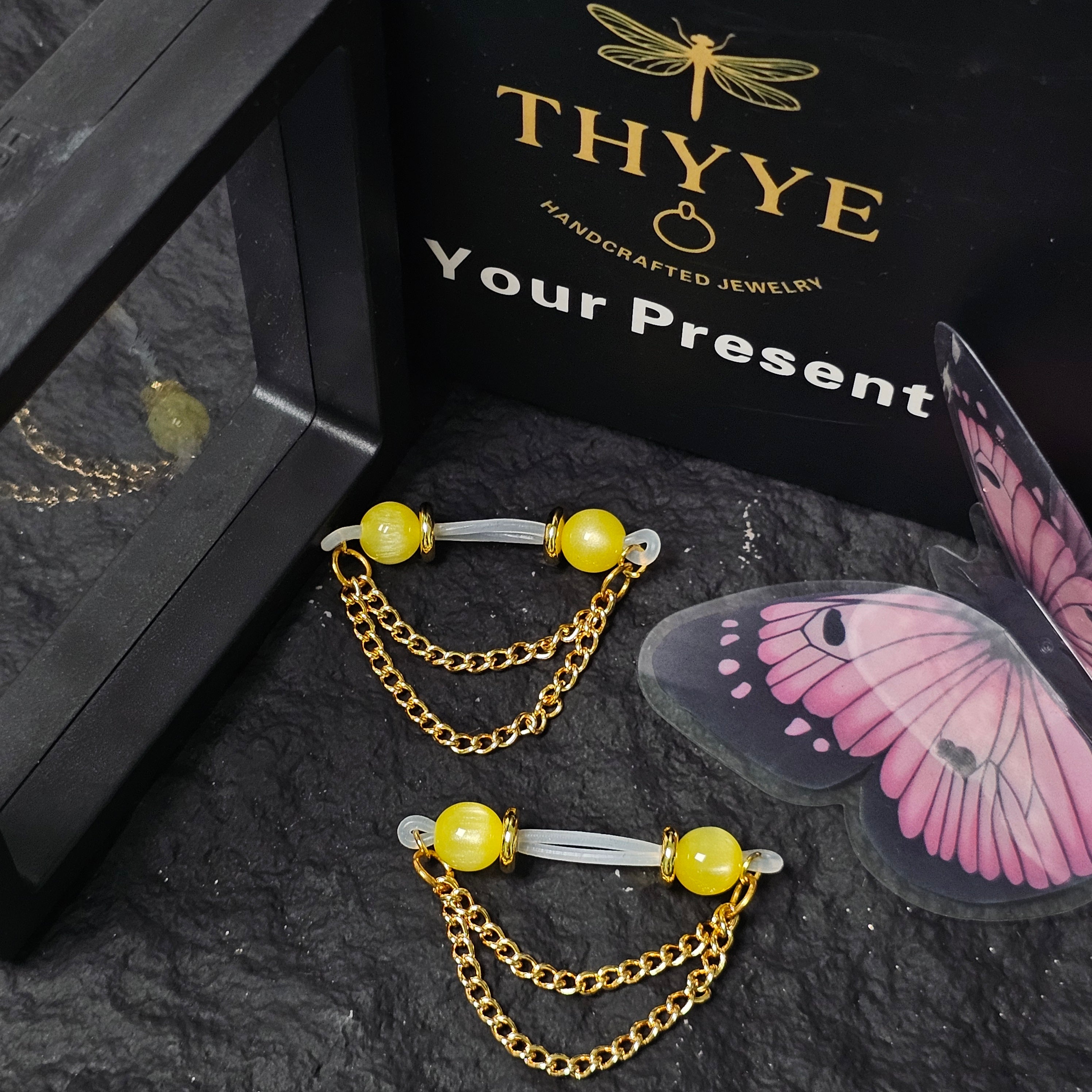 Crystal chain