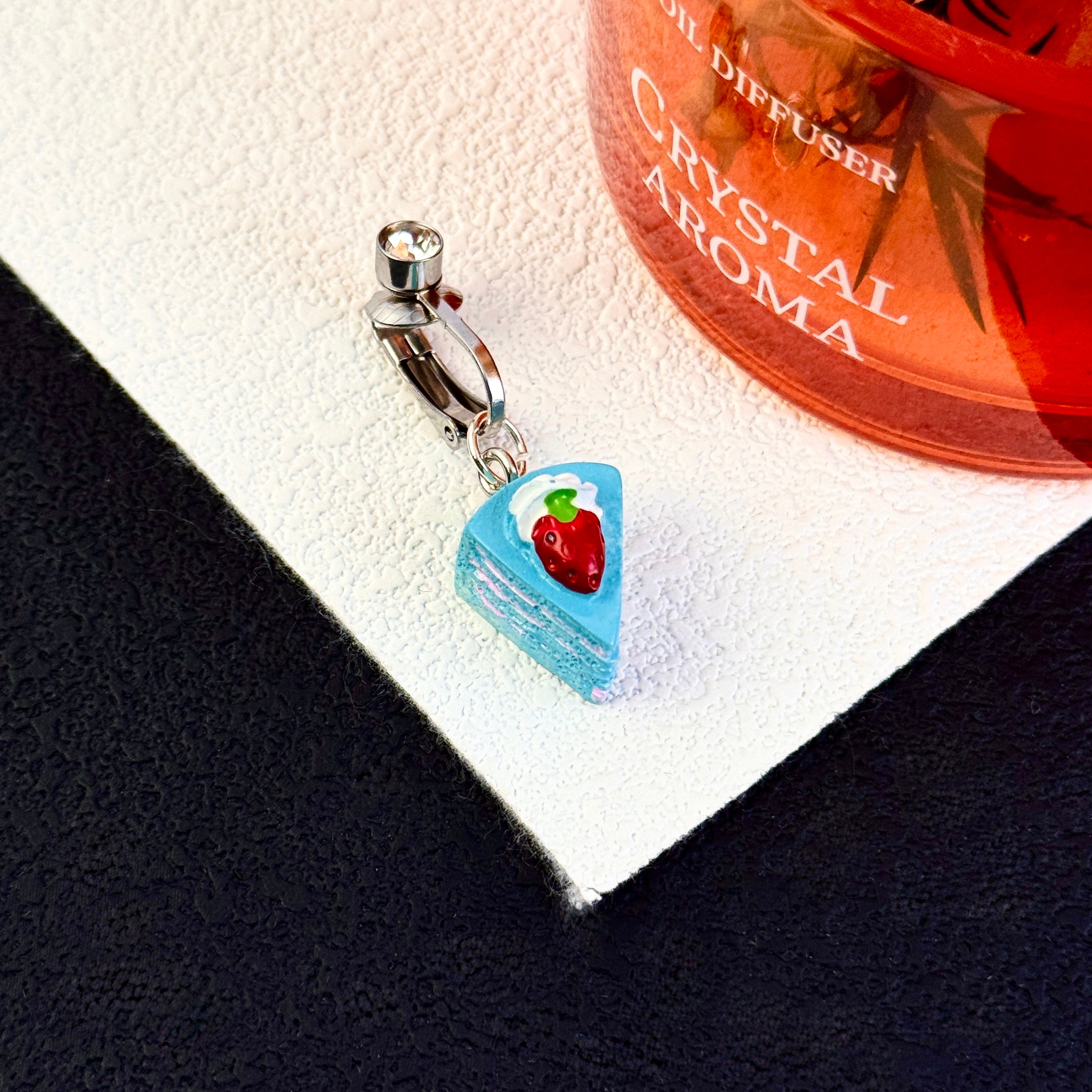 Belly button ring - have a piece of cake!