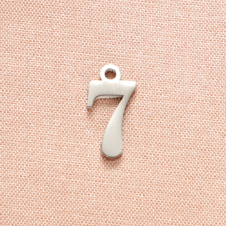 Adjustable nipple decoration - customizable with numbers 0-9