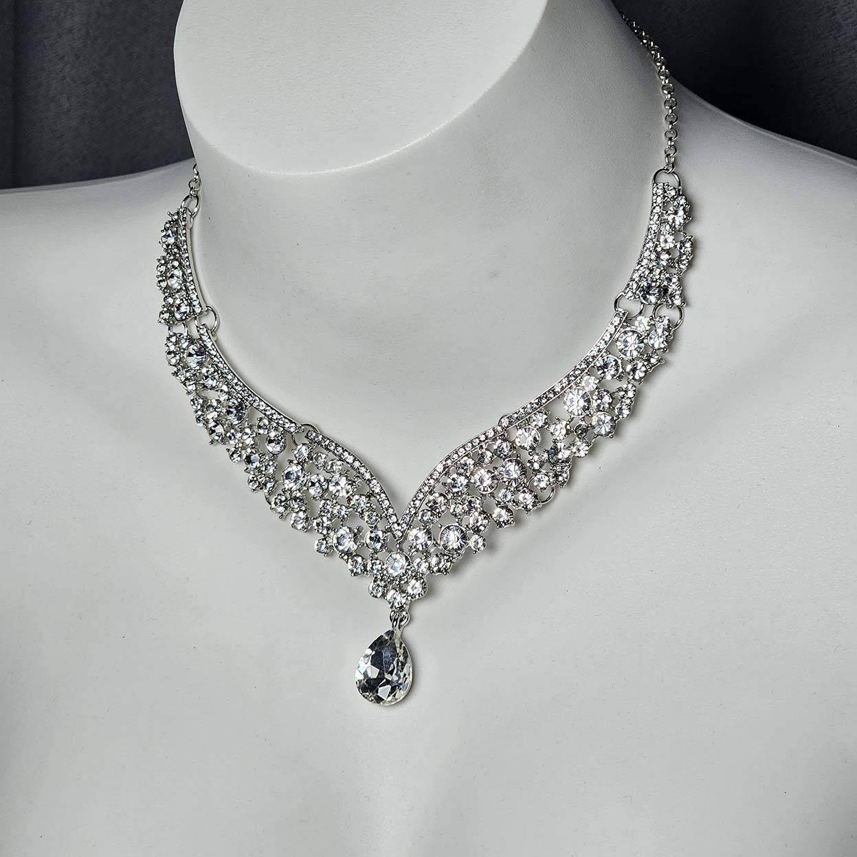 Lustrous Soul Necklace