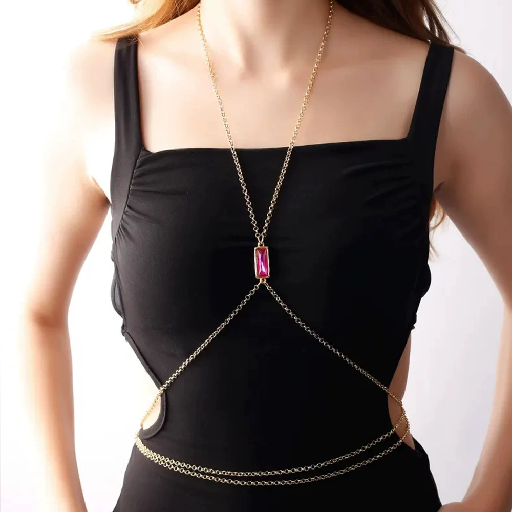 Geometric multi-layer chest chain