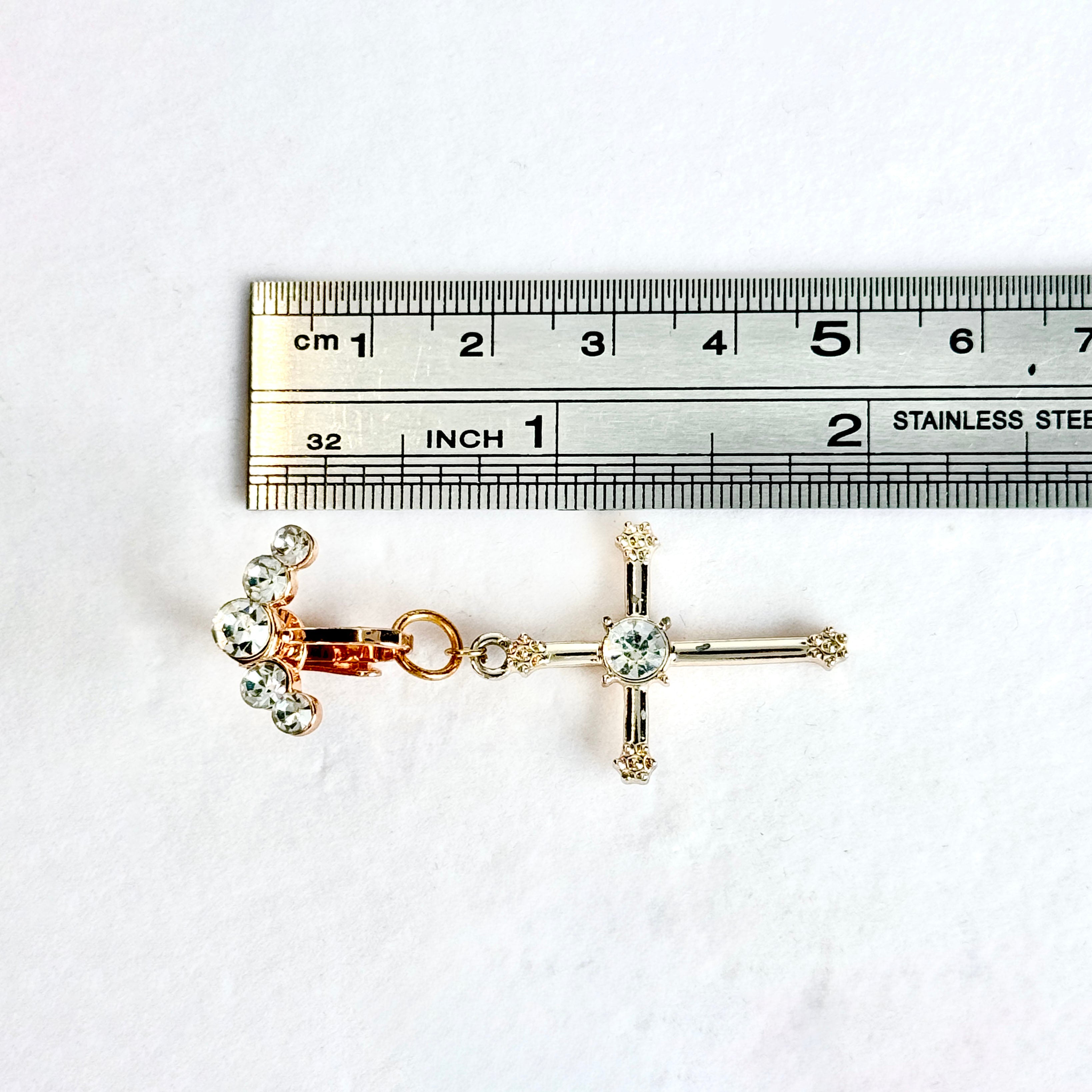 Luna Crystal Cross Navel Clip™