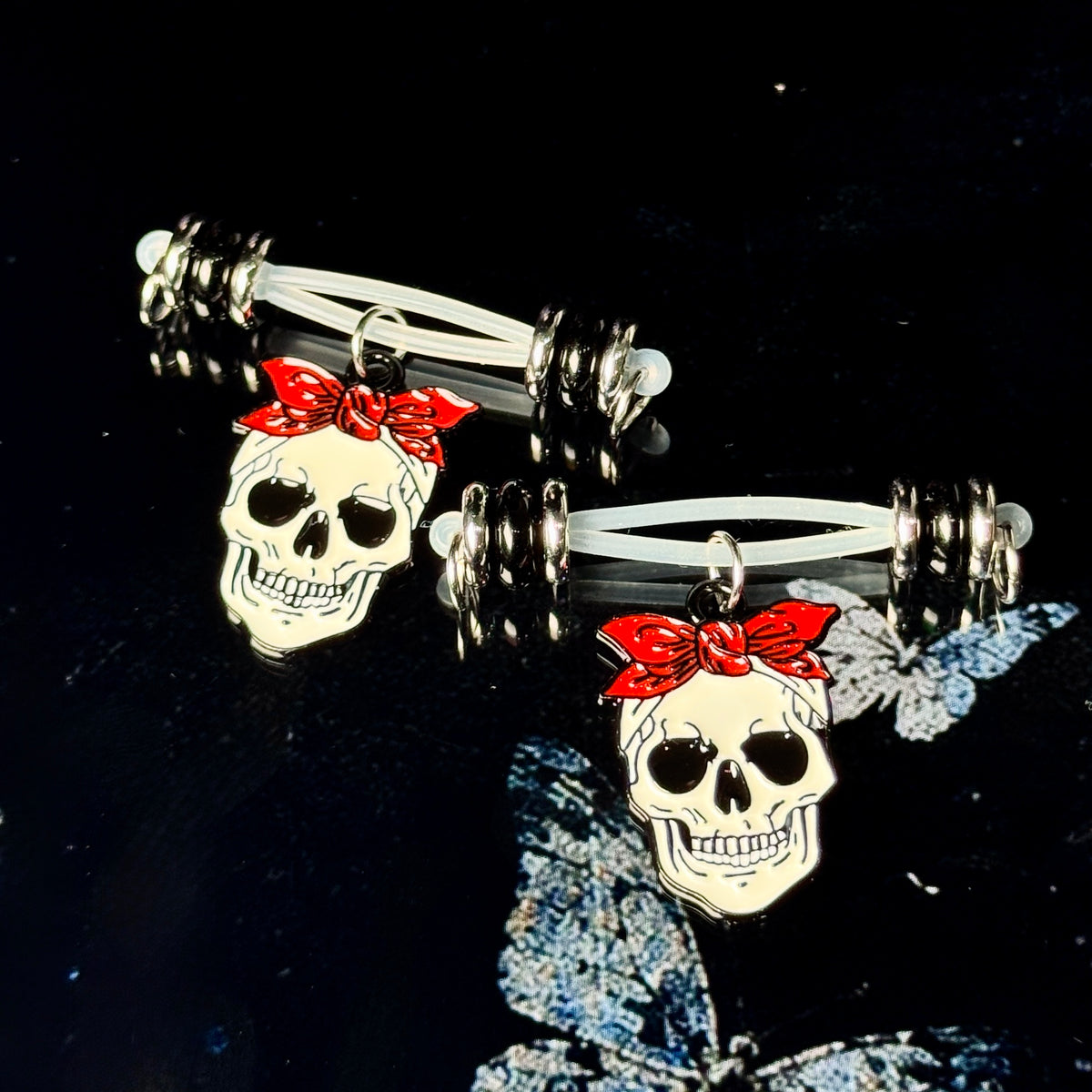 Skull Bow No-Piercing Nipple Clamps