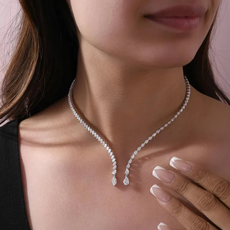 Rhinestone collarbone chain for parties