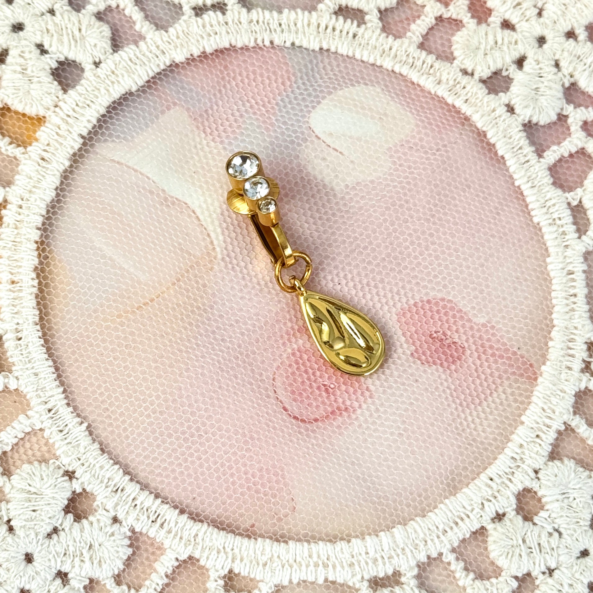 Golden Drop Sculpted Navel Piercing Jewelry