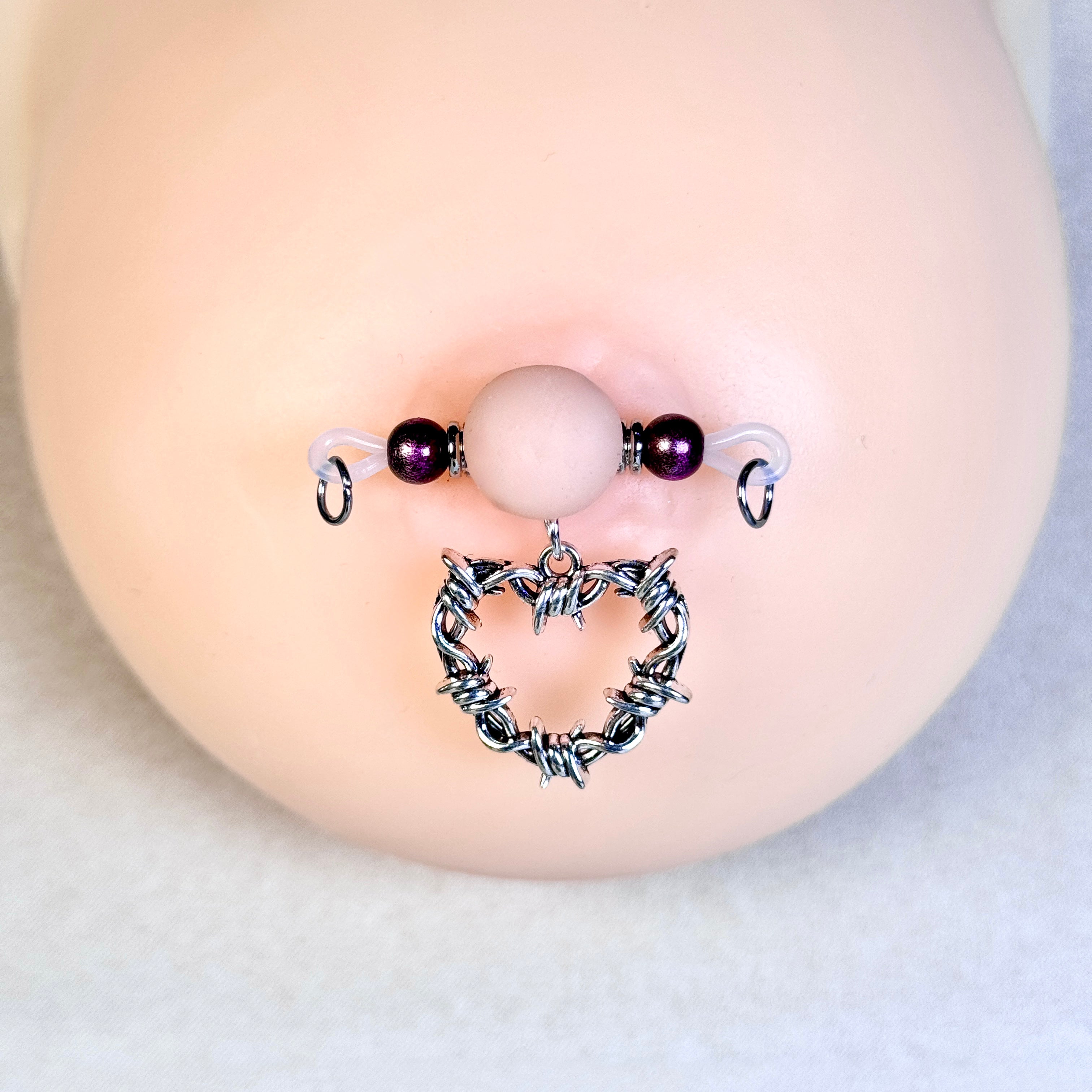 Luna Thorn Heart Clips™