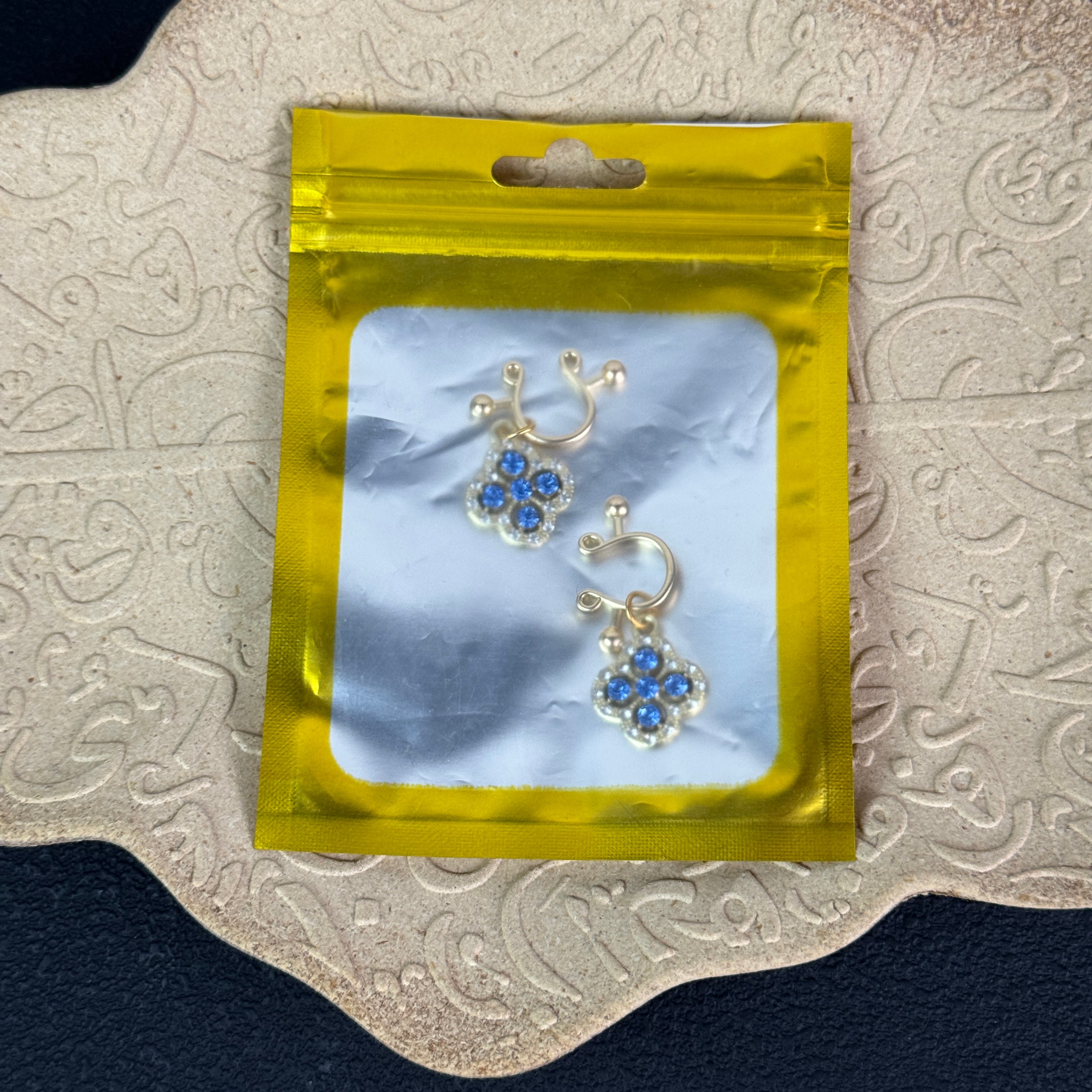 Sapphire Clover Nipple Clamps
