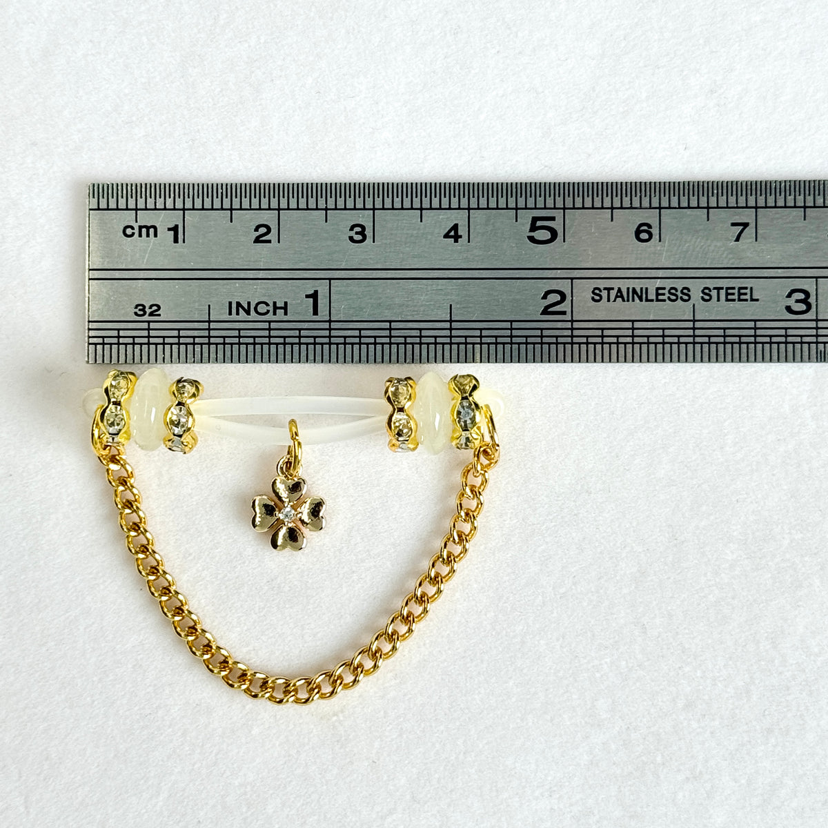 Black Clover Chain Nipple Clamp