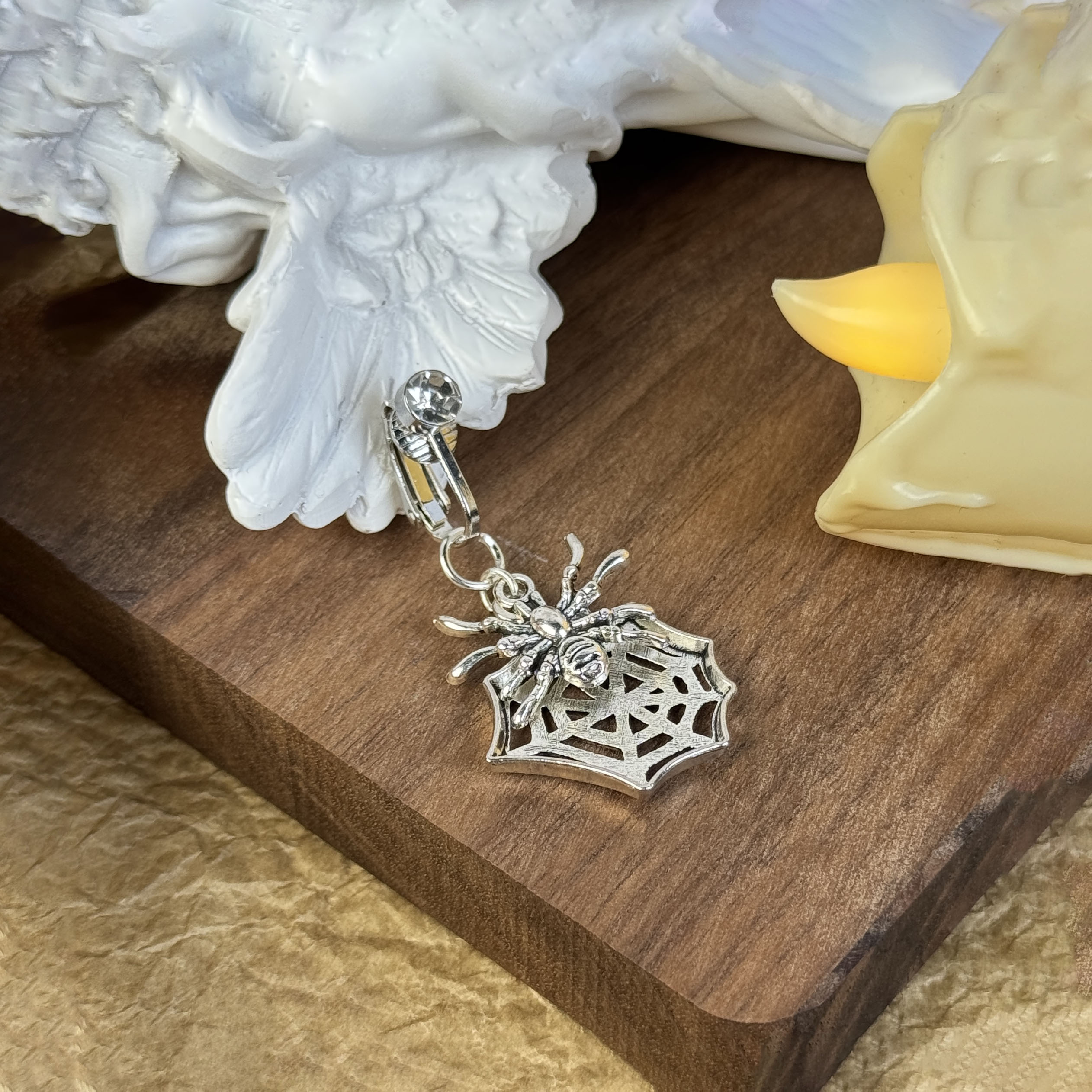 Venom Spider Non-Piercing Navel Clip
