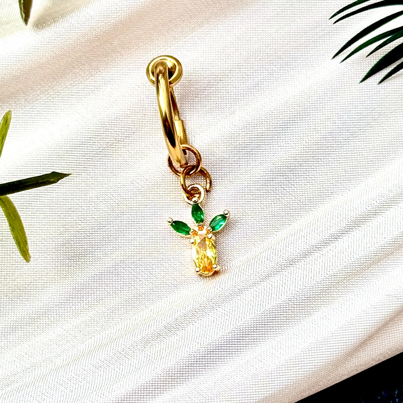 Luna Pineapple Navel Clip™