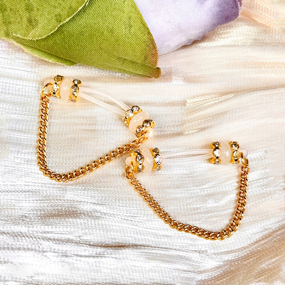 Golden Drape Chain Nipple Clamp