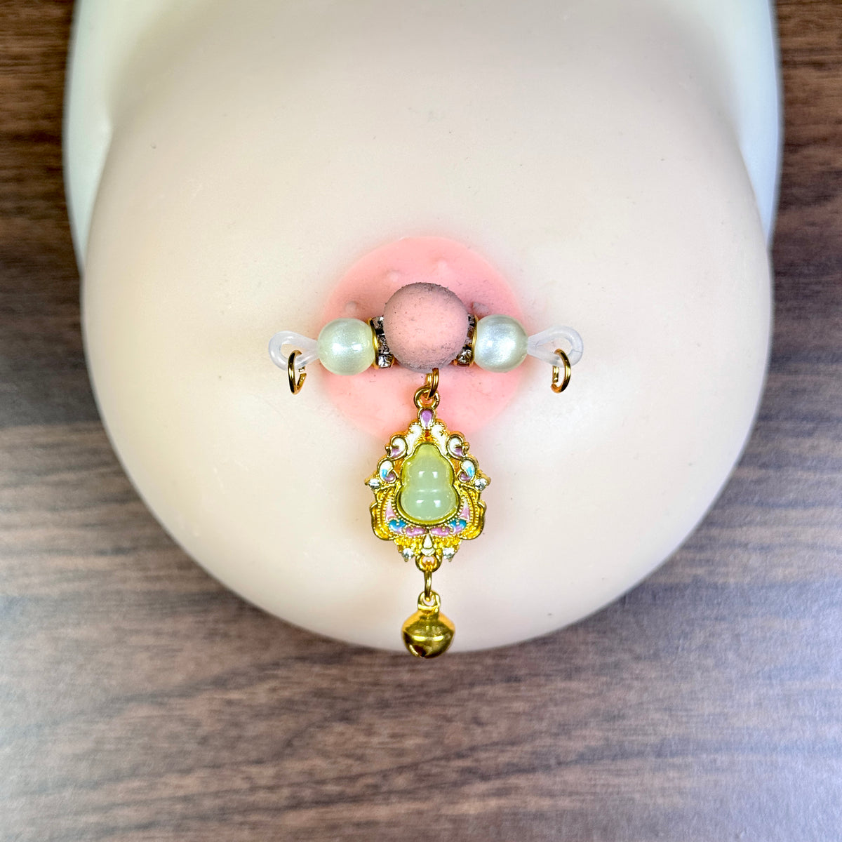 Emerald Royal Nipple Clips