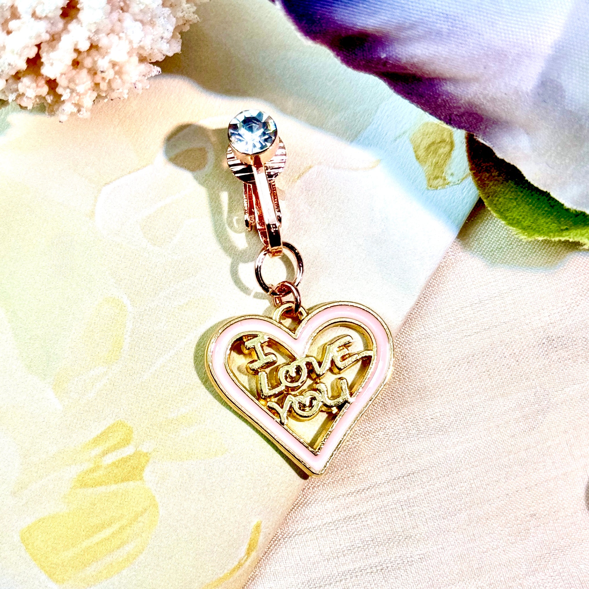 Luna Love You Heart Navel Clip™