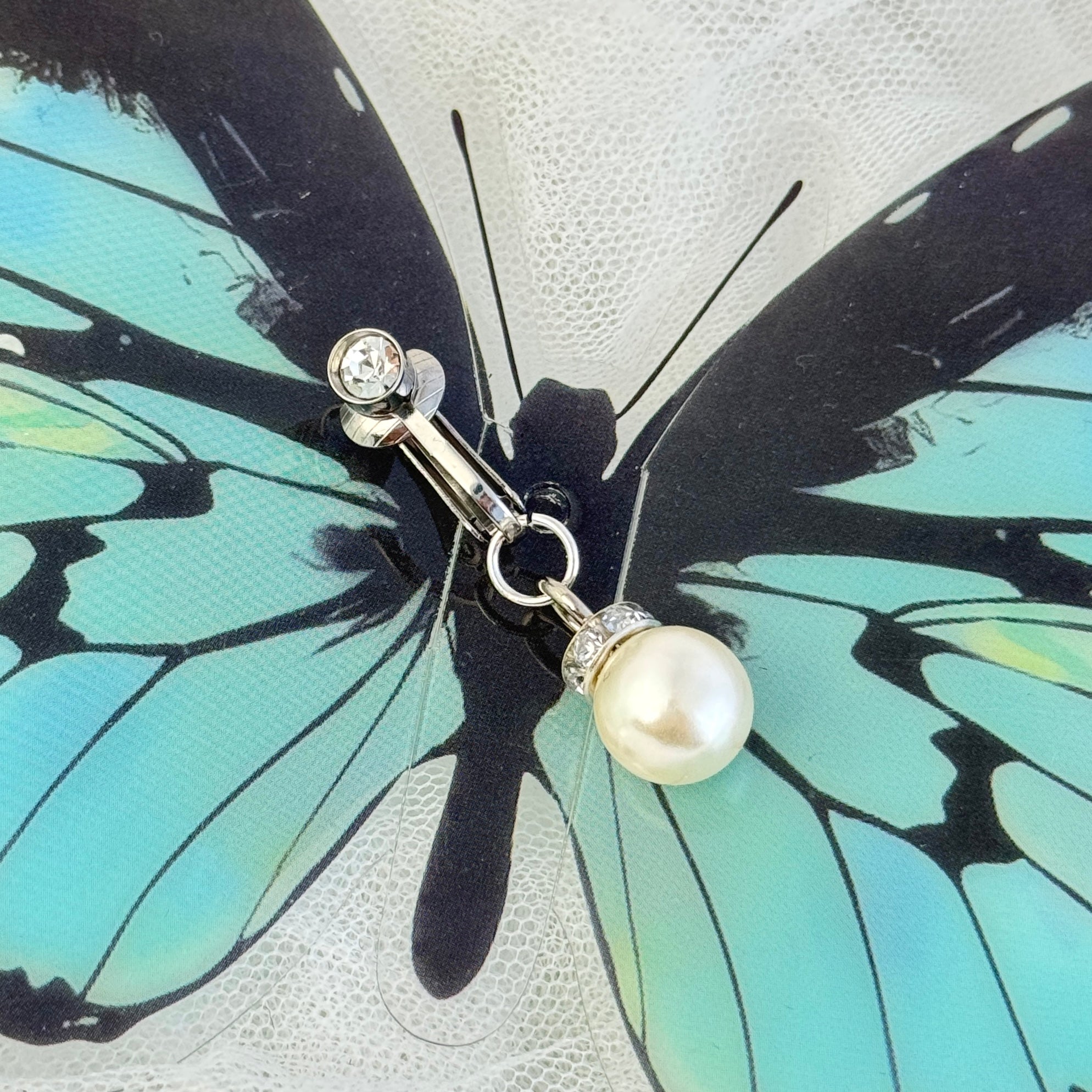 Single-pearl navel clip
