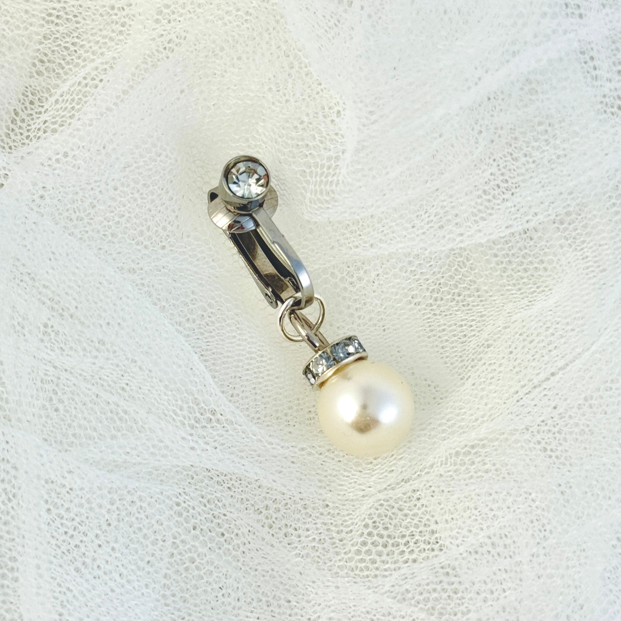 Single-pearl navel clip