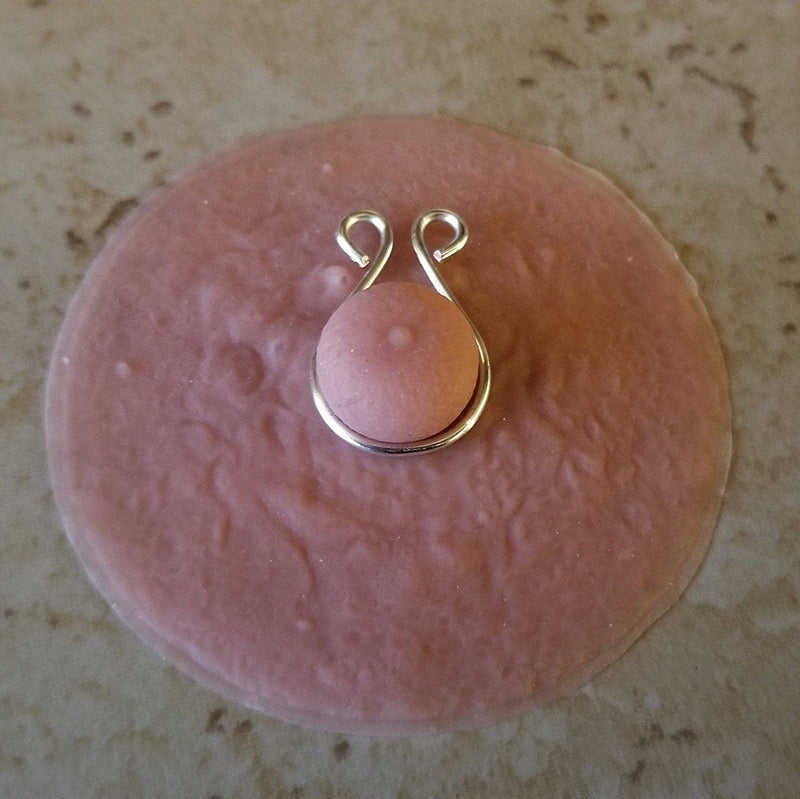 Adjustable clip-on nipple ring